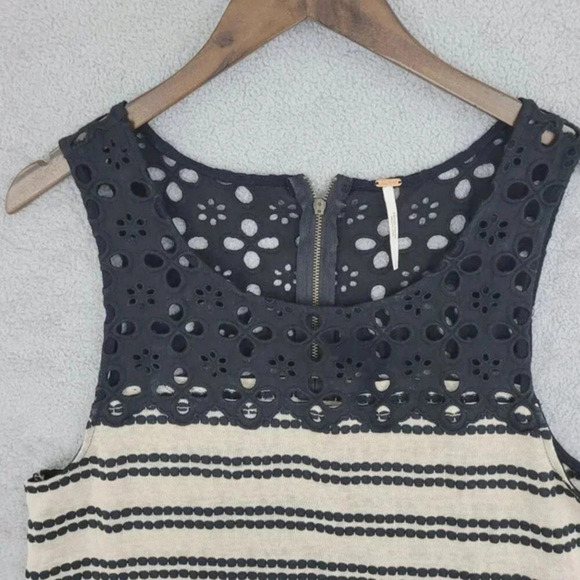 Free People Womens Sleeveless Striped Ruffle Hem Top Size Small 7CT - Picture 6 of 7